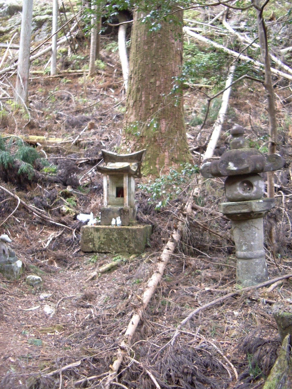 ⛩️ 가소야마 신사 이미지 1